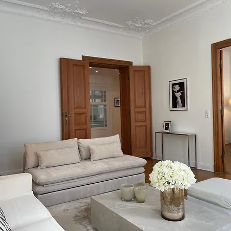 Apartment Fantastic In Prime Location - Center West