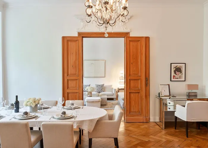 120 Sqm Historic Design Apartment Savignyplatz Near Ku'Damm *