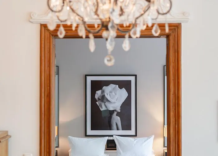 120 Sqm Historic Design Apartment Savignyplatz Near Ku'Damm *