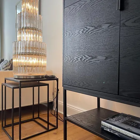 120 Sqm Historic Design Savignyplatz Near Ku'damm